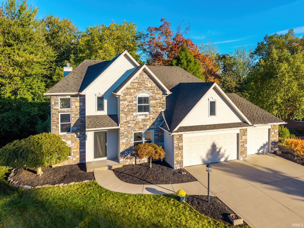 Photo of 11819 Island Cove Drive, Fort Wayne, IN 46845 (MLS # 202542151)