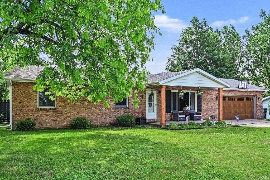 Photo of 518 Sunset Lane, Middlebury, IN 46540 (MLS # 202622289)