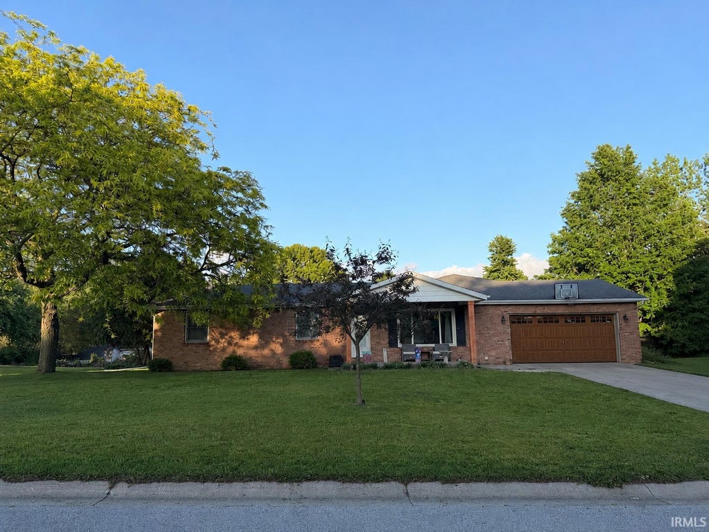 Photo of 518 Sunset Lane, Middlebury, IN 46540 (MLS # 202622289)