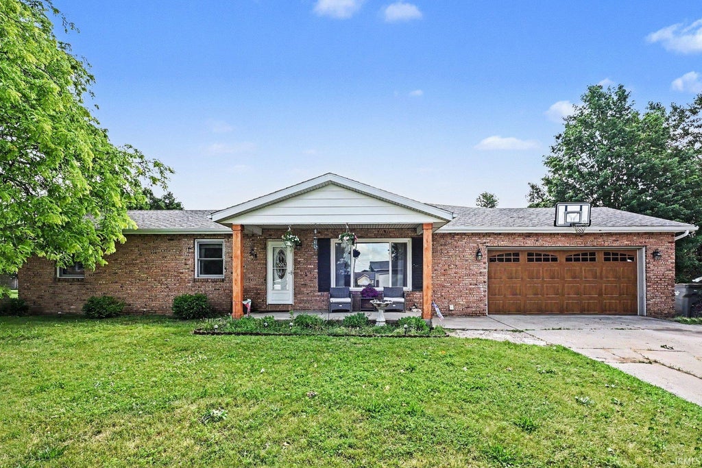 Photo of 518 Sunset Lane, Middlebury, IN 46540 (MLS # 202622289)