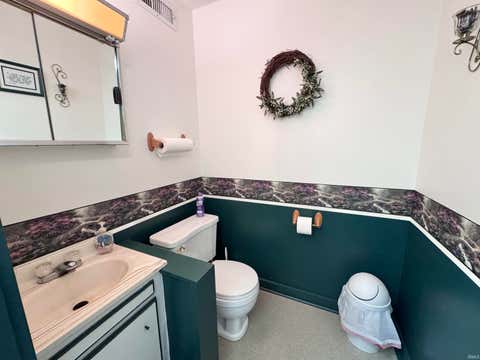Tiny photo for 3991 S County Road 200 E, Logansport, IN 46947 (MLS # 202629104)