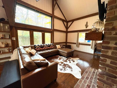 Tiny photo for 2435 S Roberts Way Road, Logansport, IN 46947 (MLS # 202608561)