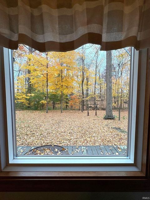 Tiny photo for 2435 S Roberts Way Road, Logansport, IN 46947 (MLS # 202608561)