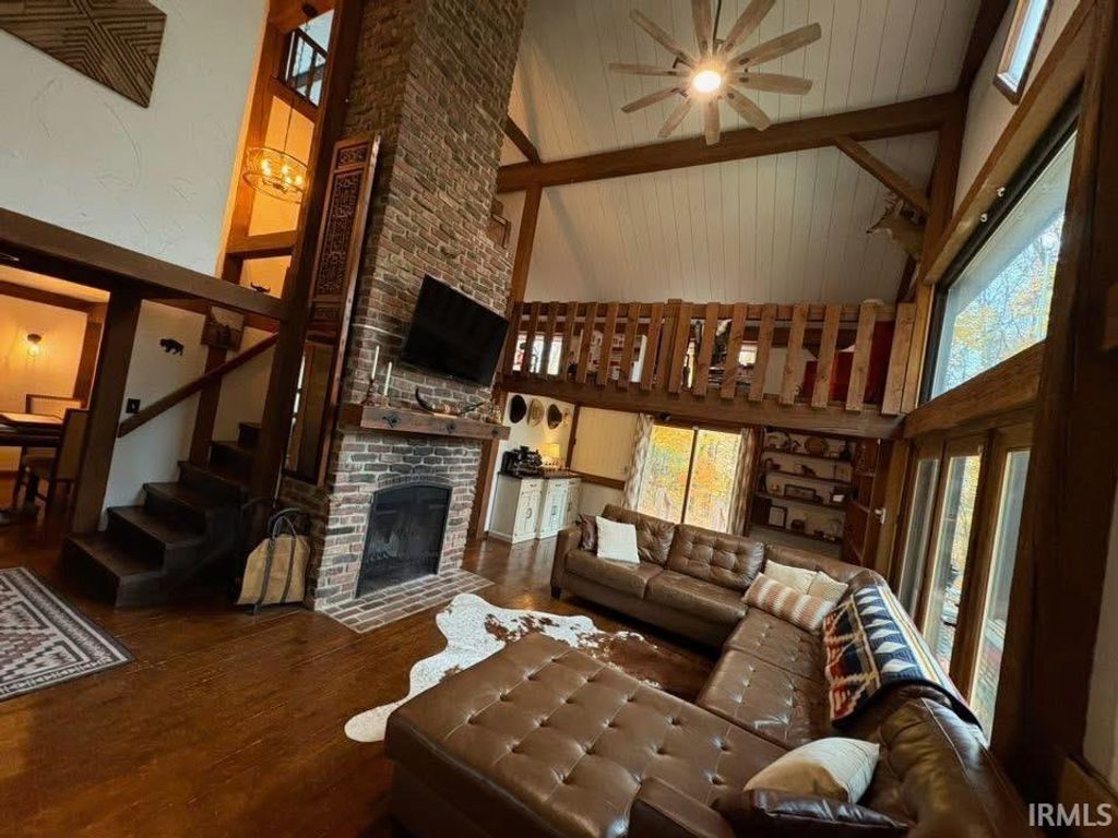 Photo of 2435 S Roberts Way Road, Logansport, IN 46947 (MLS # 202608561)