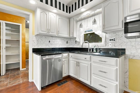 Tiny photo for 7135 S 1190 E McClish Lake, Hudson, IN 46747 (MLS # 202643623)
