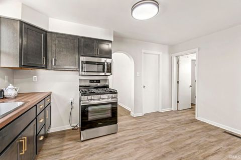 Tiny photo for 174 W 7Th Street, Peru, IN 46970 (MLS # 202617000)