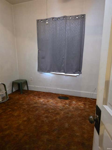 Tiny photo for 1042 S Indiana Avenue, Kokomo, IN 46902 (MLS # 202632521)
