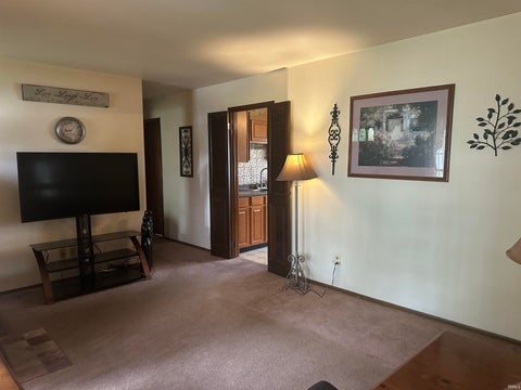 Tiny photo for 1427 Franklin Street, Rochester, IN 46975 (MLS # 202635442)