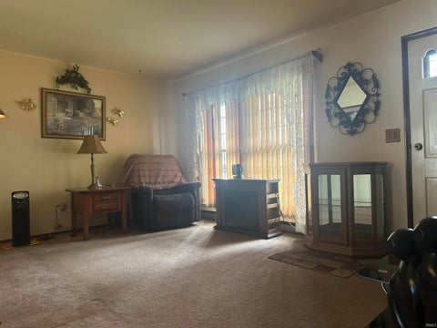 Tiny photo for 1427 Franklin Street, Rochester, IN 46975 (MLS # 202635442)