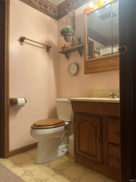 Tiny photo for 1427 Franklin Street, Rochester, IN 46975 (MLS # 202635442)