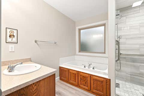 Tiny photo for 12914 Charenton Court, Fort Wayne, IN 46845 (MLS # 202631384)