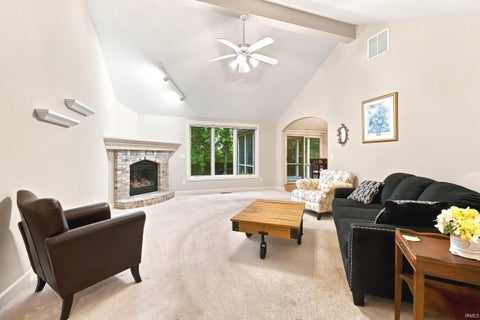 Tiny photo for 12914 Charenton Court, Fort Wayne, IN 46845 (MLS # 202631384)