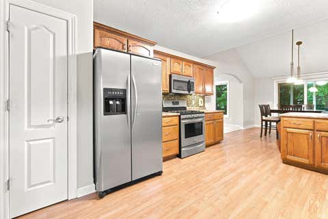 Tiny photo for 12914 Charenton Court, Fort Wayne, IN 46845 (MLS # 202631384)