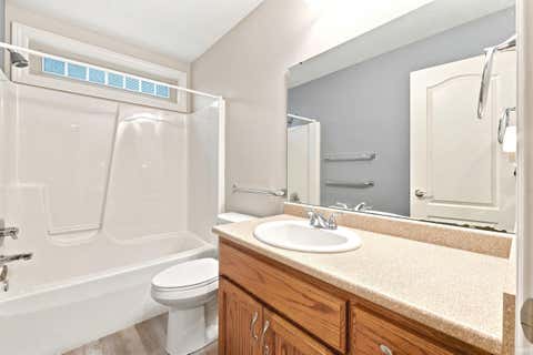 Tiny photo for 12914 Charenton Court, Fort Wayne, IN 46845 (MLS # 202631384)