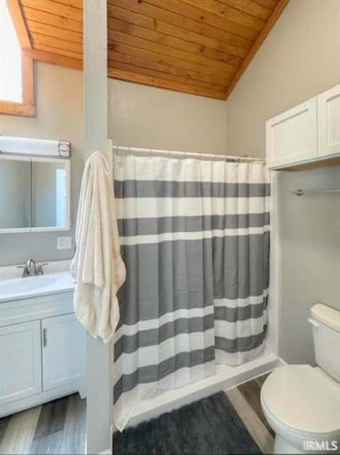 Tiny photo for 1012 CHIPPEWA Lane, Kokomo, IN 46902 (MLS # 202632653)