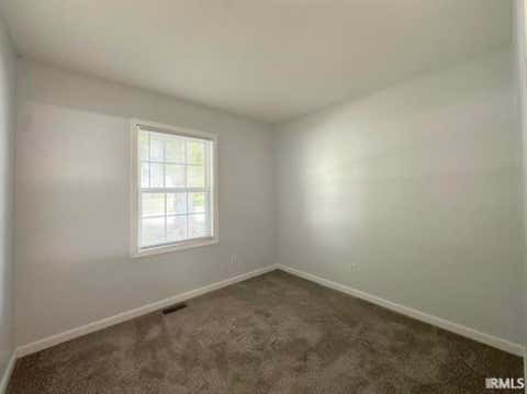 Tiny photo for 1012 CHIPPEWA Lane, Kokomo, IN 46902 (MLS # 202632653)