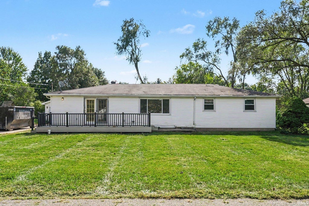 Photo of 29528 San Lucia Drive, Elkhart, IN 46514 (MLS # 202642681)