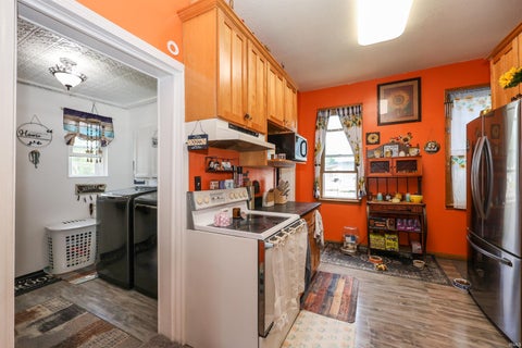 Tiny photo for 500 E King Street, Garrett, IN 46738 (MLS # 202629127)