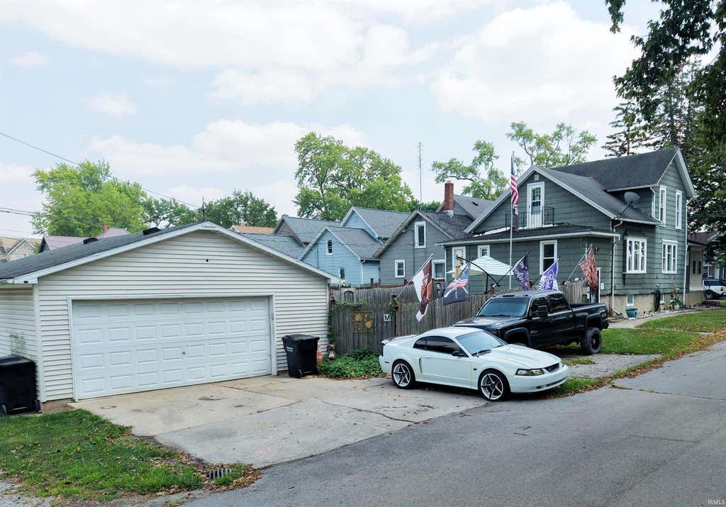 Photo of 500 E King Street, Garrett, IN 46738 (MLS # 202629127)