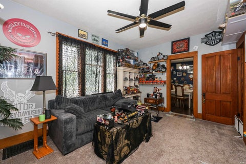 Tiny photo for 500 E King Street, Garrett, IN 46738 (MLS # 202629127)