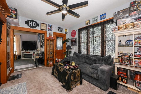 Tiny photo for 500 E King Street, Garrett, IN 46738 (MLS # 202629127)
