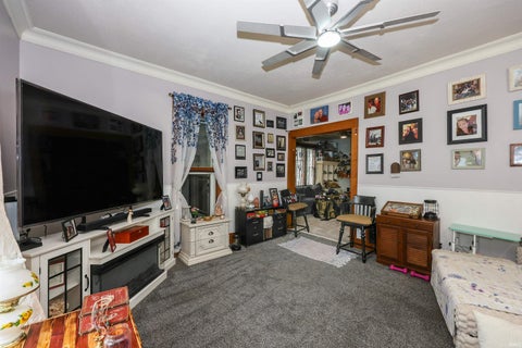 Tiny photo for 500 E King Street, Garrett, IN 46738 (MLS # 202629127)