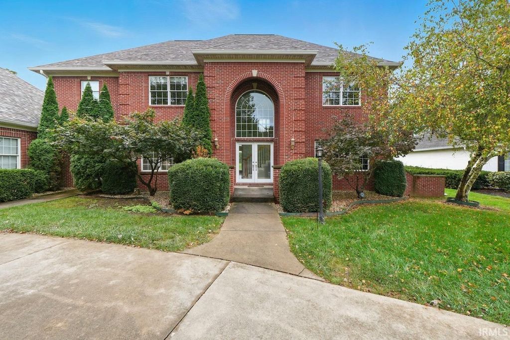 Photo of 7105 W St Andrews Avenue, Yorktown, IN 47396 (MLS # 202541270)