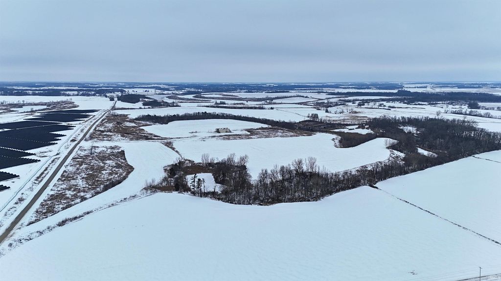 Photo of 50.+/- Acres N Sycamore Road, Bicknell, IN 47512 (MLS # 202603815)