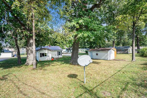 Tiny photo for 2502 Oriole Lane, Warsaw, IN 46580 (MLS # 202541321)
