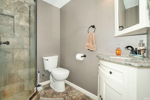 Tiny photo for 2502 Oriole Lane, Warsaw, IN 46580 (MLS # 202541321)