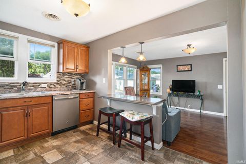 Tiny photo for 2502 Oriole Lane, Warsaw, IN 46580 (MLS # 202541321)