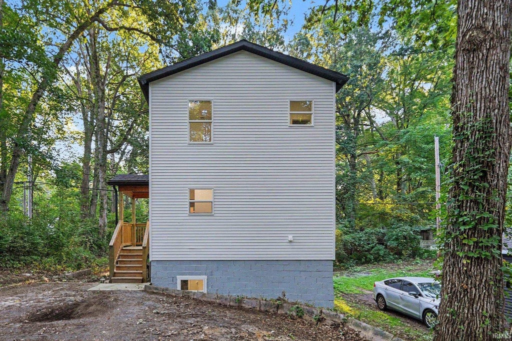 Photo of 54470 Avalon Drive, South Bend, IN 46628 (MLS # 202640404)