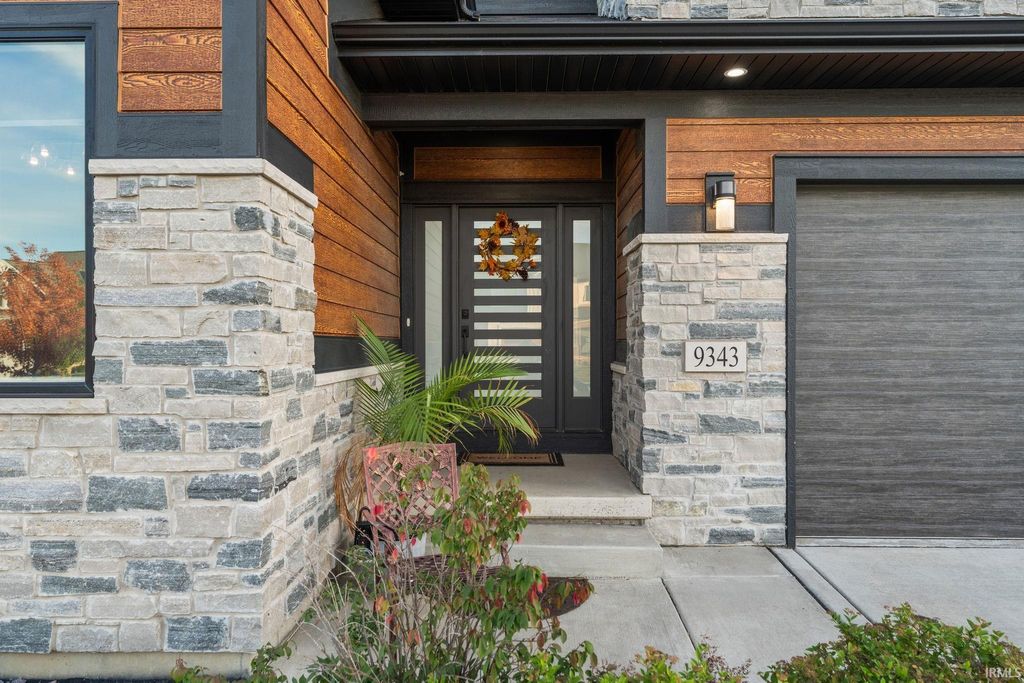 Photo of 9343 Iris Drive, St. John, IN 46373 (MLS # 202543890)