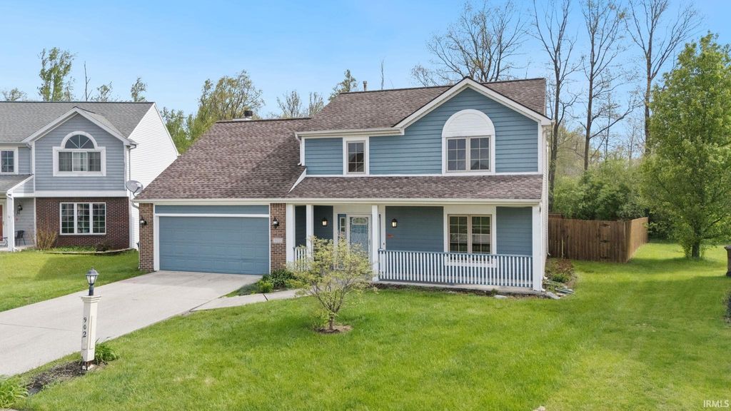 Photo of 902 Sherwood Drive, Fort Wayne, IN 46819 (MLS # 202615472)