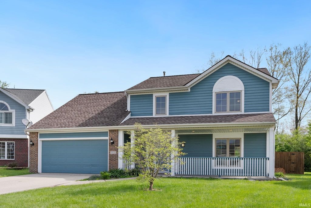 Photo of 902 Sherwood Drive, Fort Wayne, IN 46819 (MLS # 202615472)