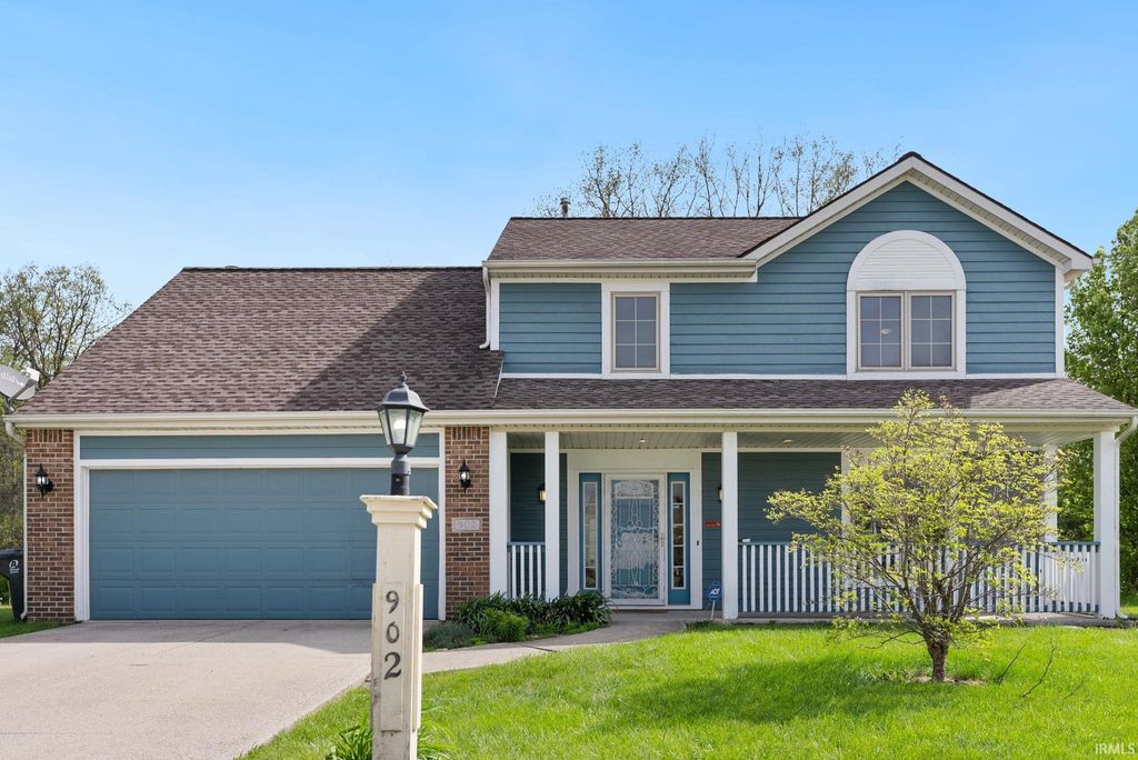 Photo of 902 Sherwood Drive, Fort Wayne, IN 46819 (MLS # 202615472)