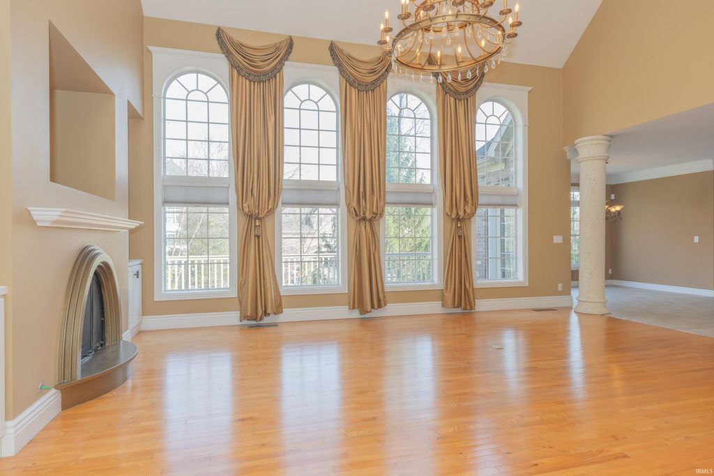 Photo of 6444 Pebble Pointe Court, Newburgh, IN 47630 (MLS # 202607273)