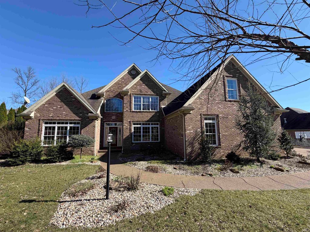 Photo of 6444 Pebble Pointe Court, Newburgh, IN 47630 (MLS # 202607273)