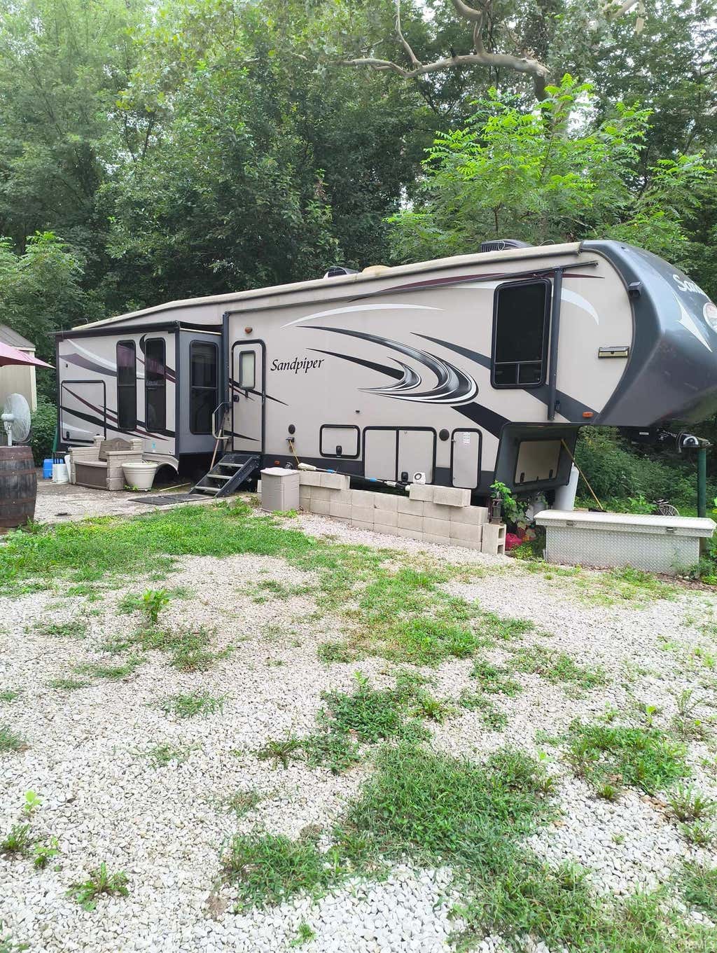 Photo of 1921 Country Club Road, Spencer, IN 47460 (MLS # 202631982)