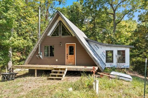 Photo of 1595 N 600 E, Lagro, IN 46941 (MLS # 202538348)