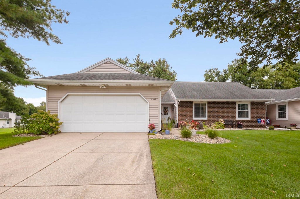 Photo of 18369 Crownhill Drive, South Bend, IN 46637 (MLS # 202639819)