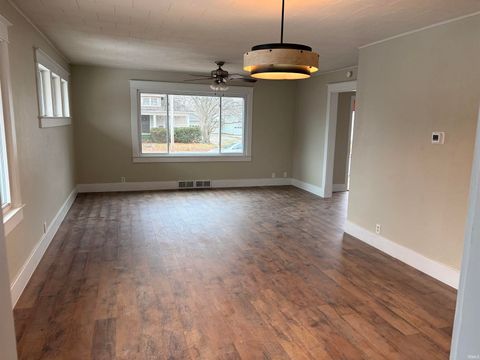 Tiny photo for 1336 S Washington Street, Kokomo, IN 46902 (MLS # 202549068)