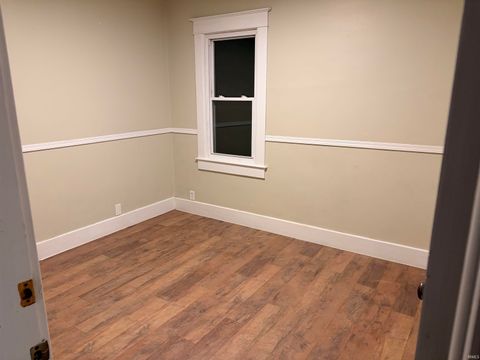 Tiny photo for 1336 S Washington Street, Kokomo, IN 46902 (MLS # 202549068)