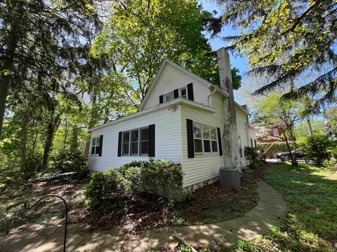 836 Dushane Court, South Bend, IN 46616 - #: 202517183