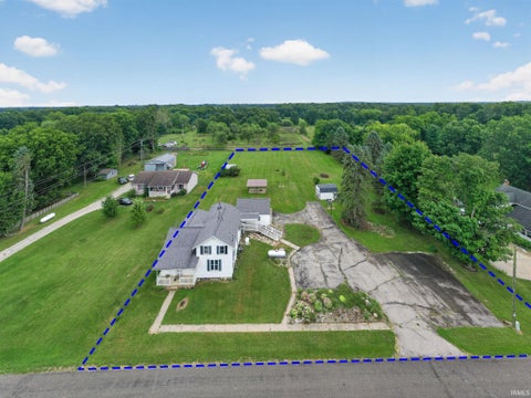 Tiny photo for 51374 County rd 35, Bristol, IN 46507 (MLS # 202637520)