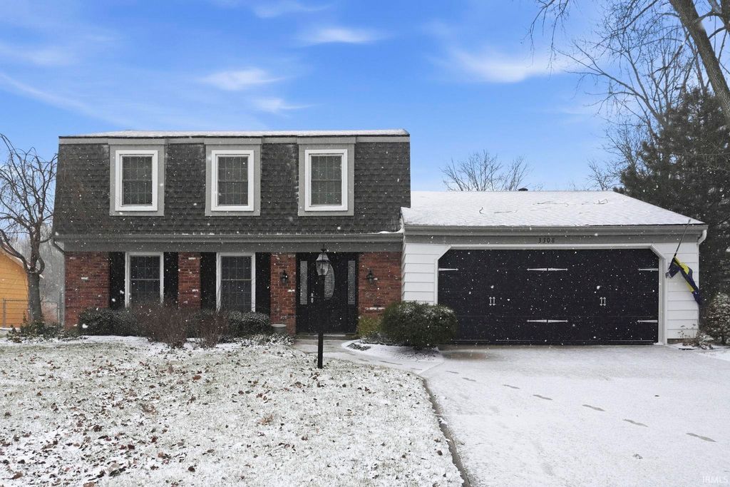 Photo of 3308 Kenaston Drive, Fort Wayne, IN 46815 (MLS # 202601905)