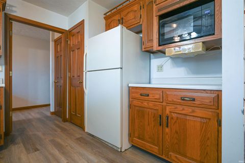 Tiny photo for 2132 LYNN Drive, Kokomo, IN 46902 (MLS # 202547627)