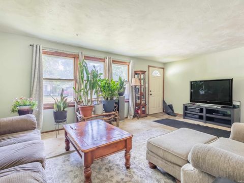 Tiny photo for 2307 lima Lane, Fort Wayne, IN 46818 (MLS # 202535067)