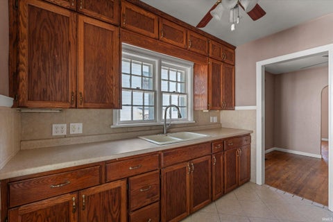Tiny photo for 413 Tonti Street, South Bend, IN 46617 (MLS # 202641841)