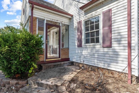 Tiny photo for 413 Tonti Street, South Bend, IN 46617 (MLS # 202641841)